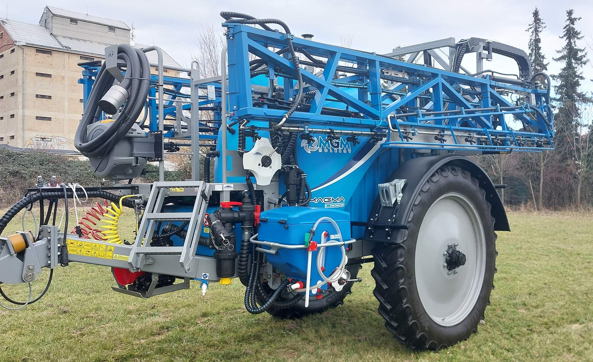 Tažený postřikovač MGM MAGMA 2500 litrů, 18 metrů | MAGMA 2518 - foto 